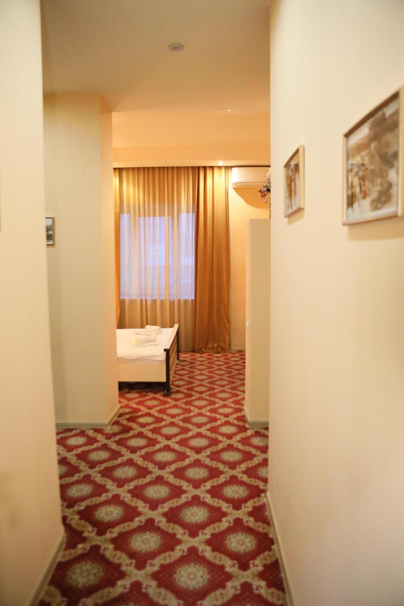 يريفان Elko Hotel المظهر الخارجي الصورة